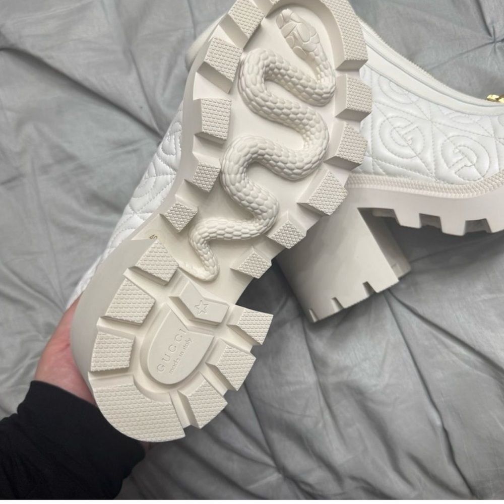 Gucci Women’s White Quilted Leather Zip Boots – Size 10 – Brand New With Box - Picture 4 of 12